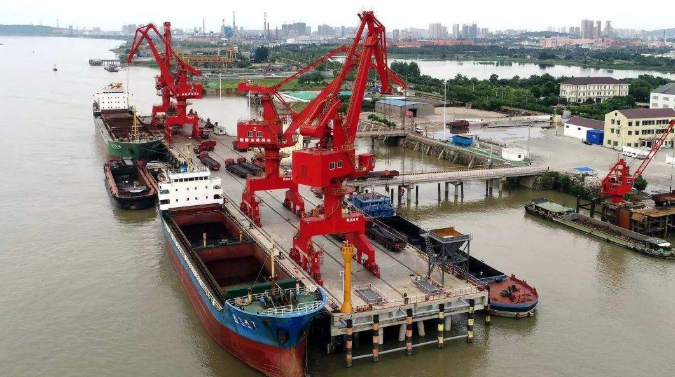 昆明概述露天料场港口封闭问题的实行方法